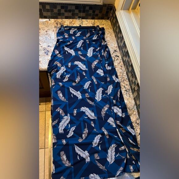 Feather print skirt - Picture 1 of 4